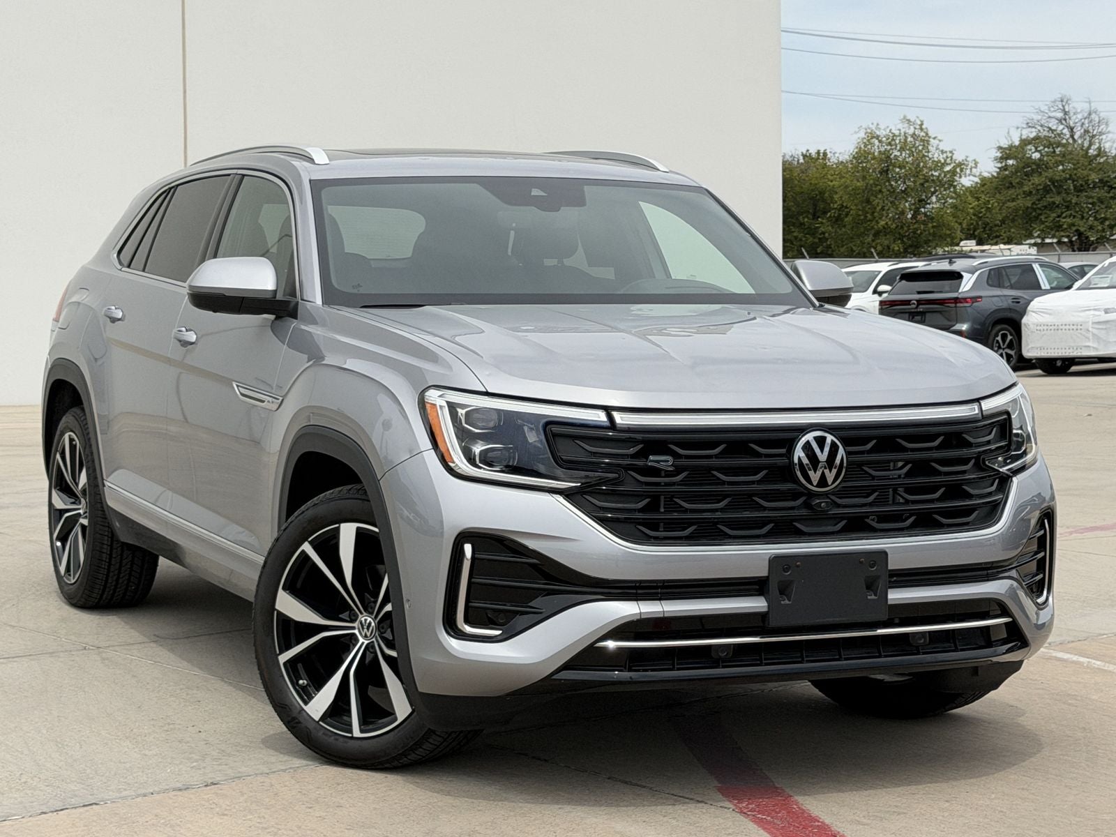 2024 Volkswagen Atlas Cross Sport 2.0T SEL Premium R-Line