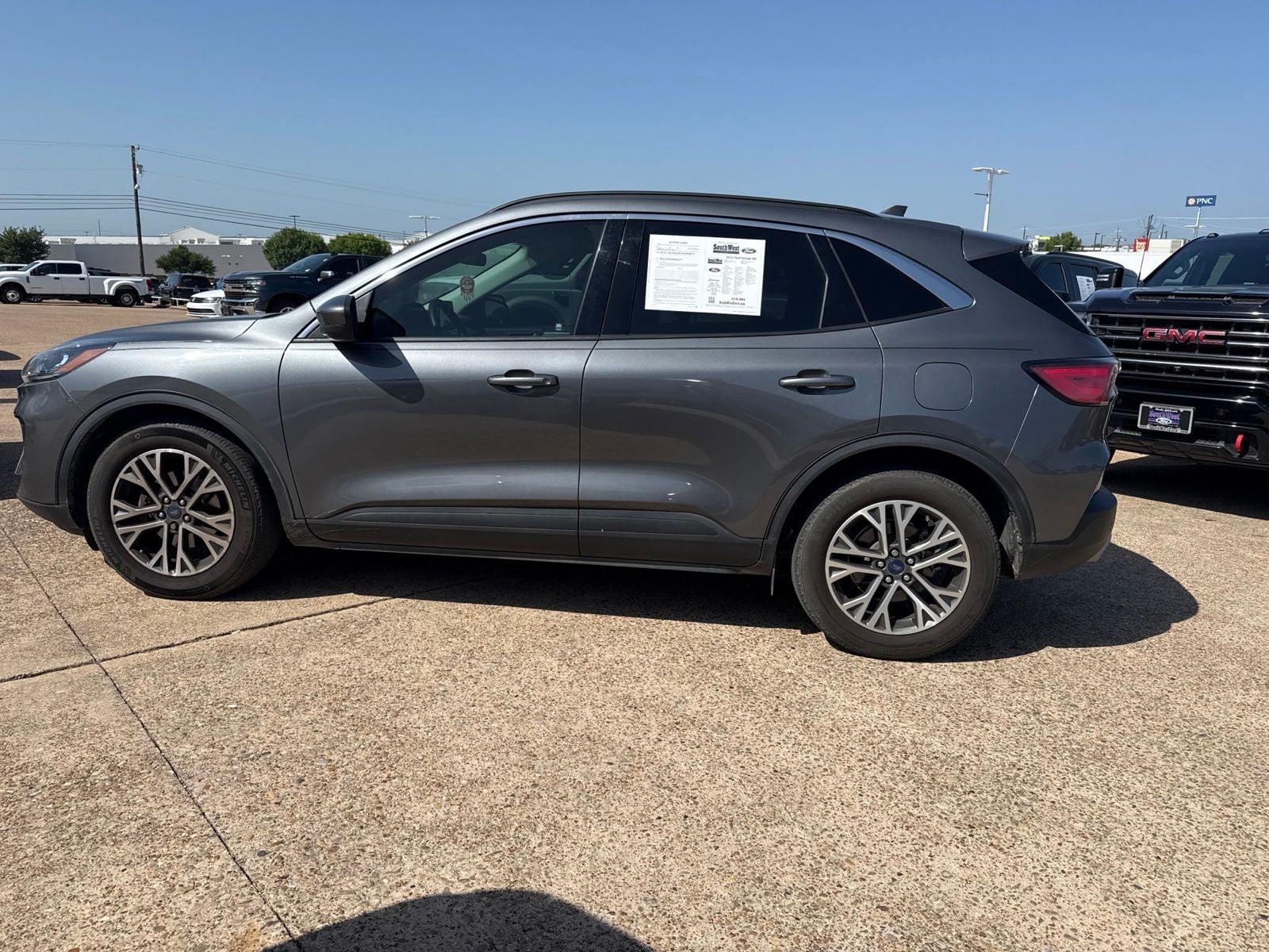2022 Ford Escape SEL