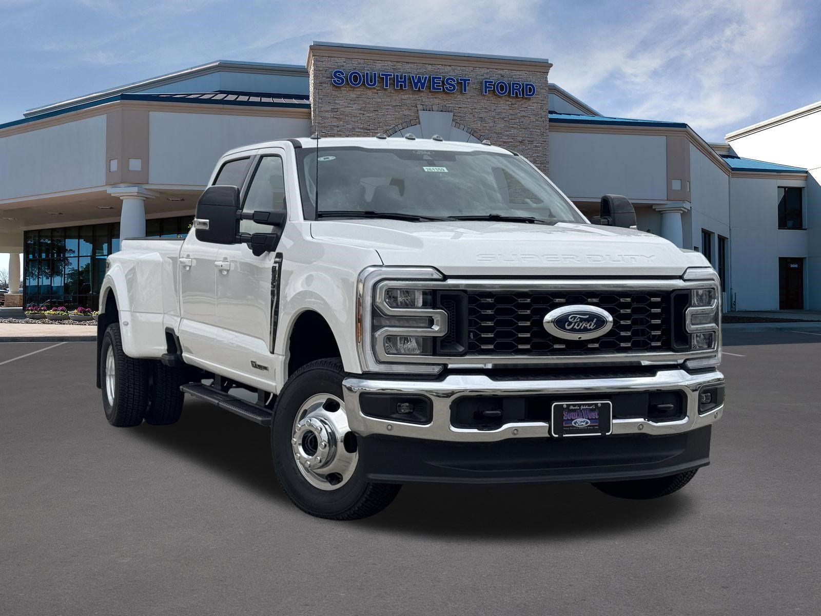 2026 Ford F-350SD Lariat DRW