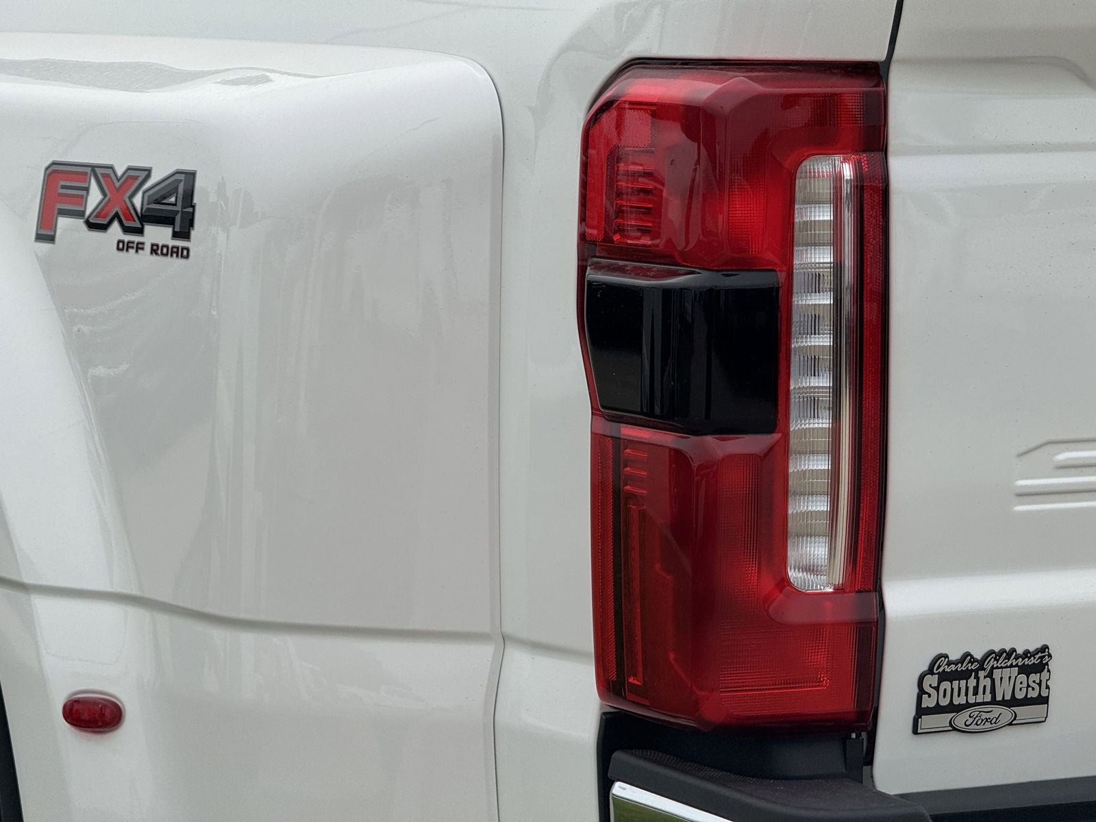 2026 Ford F-350SD Lariat DRW