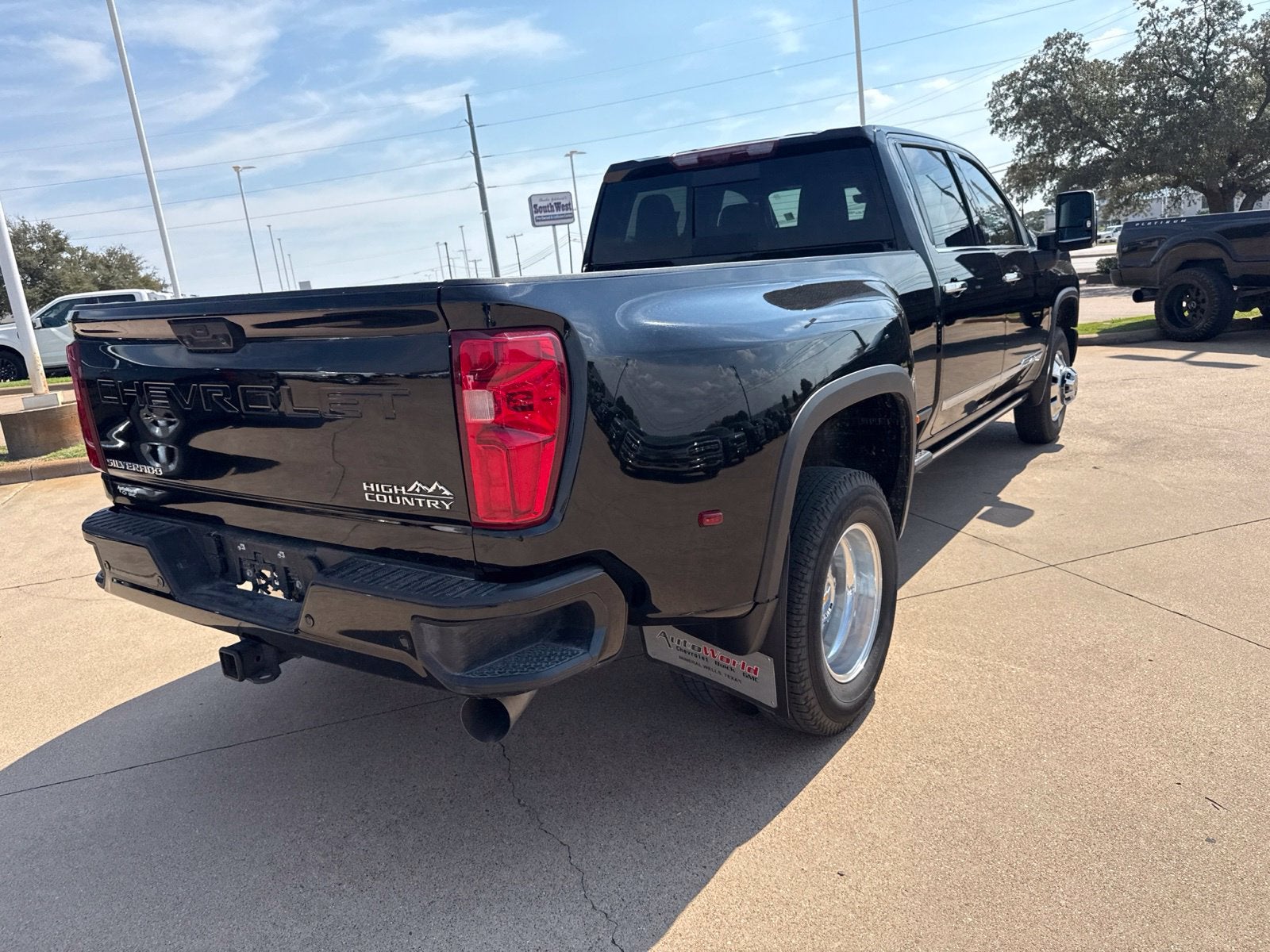 2025 Chevrolet Silverado 3500HD High Country