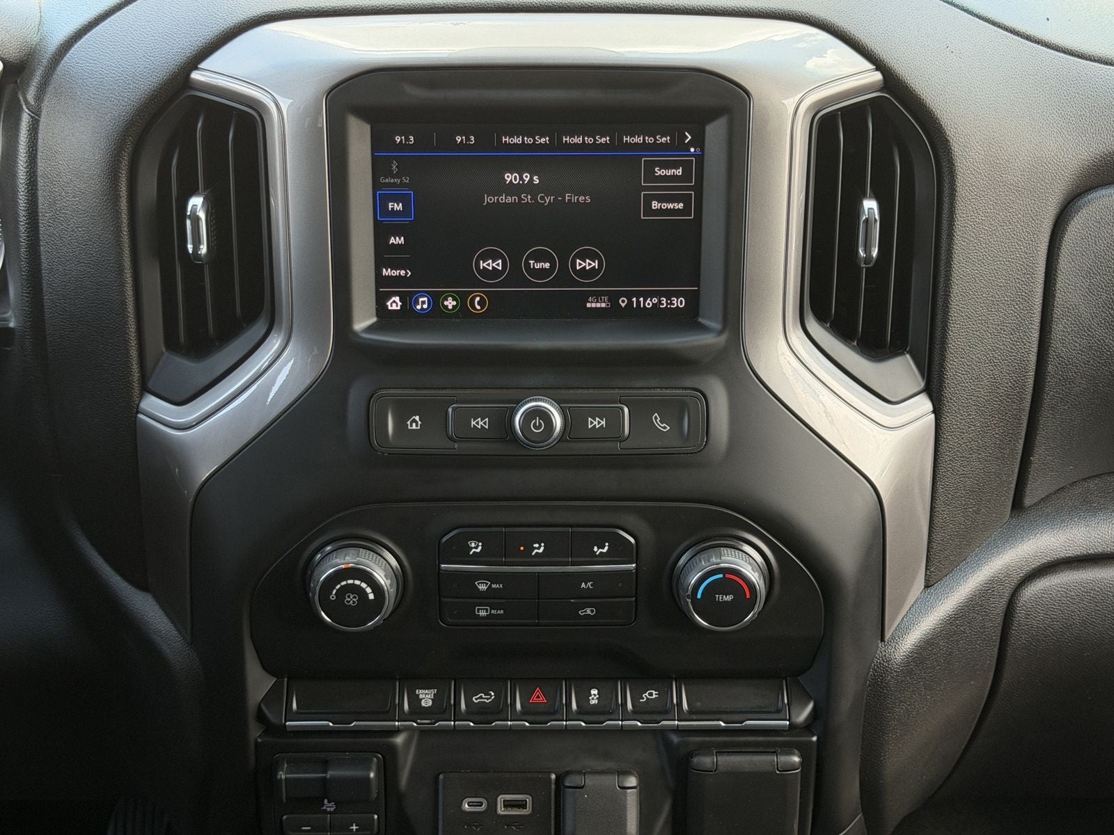 2022 Chevrolet Silverado 2500HD Custom