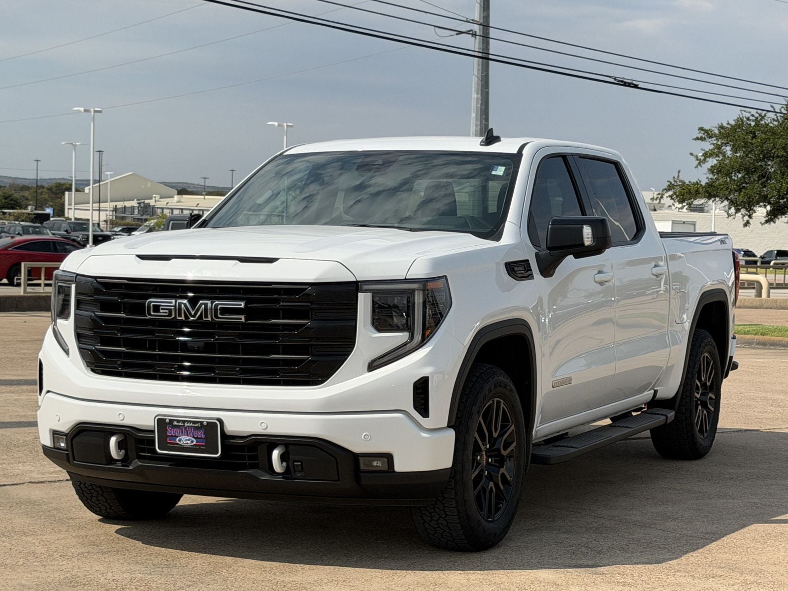 2025 GMC Sierra 1500 Elevation