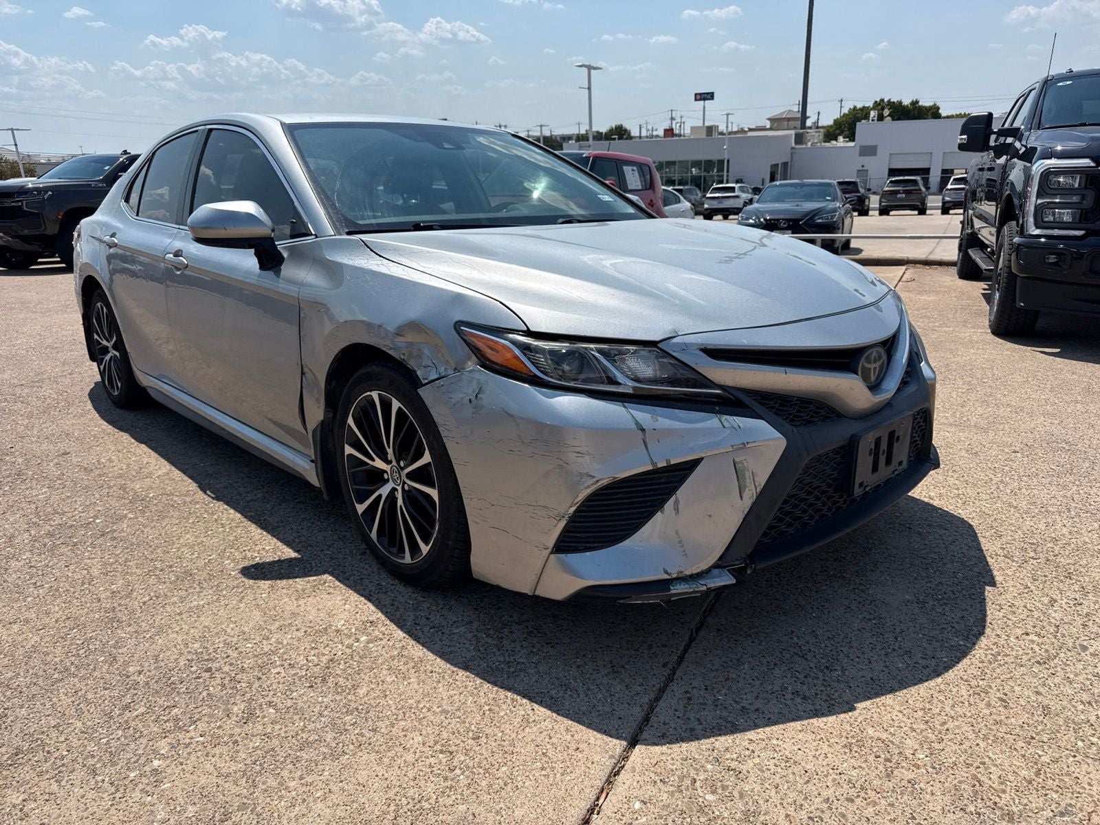 2020 Toyota Camry SE