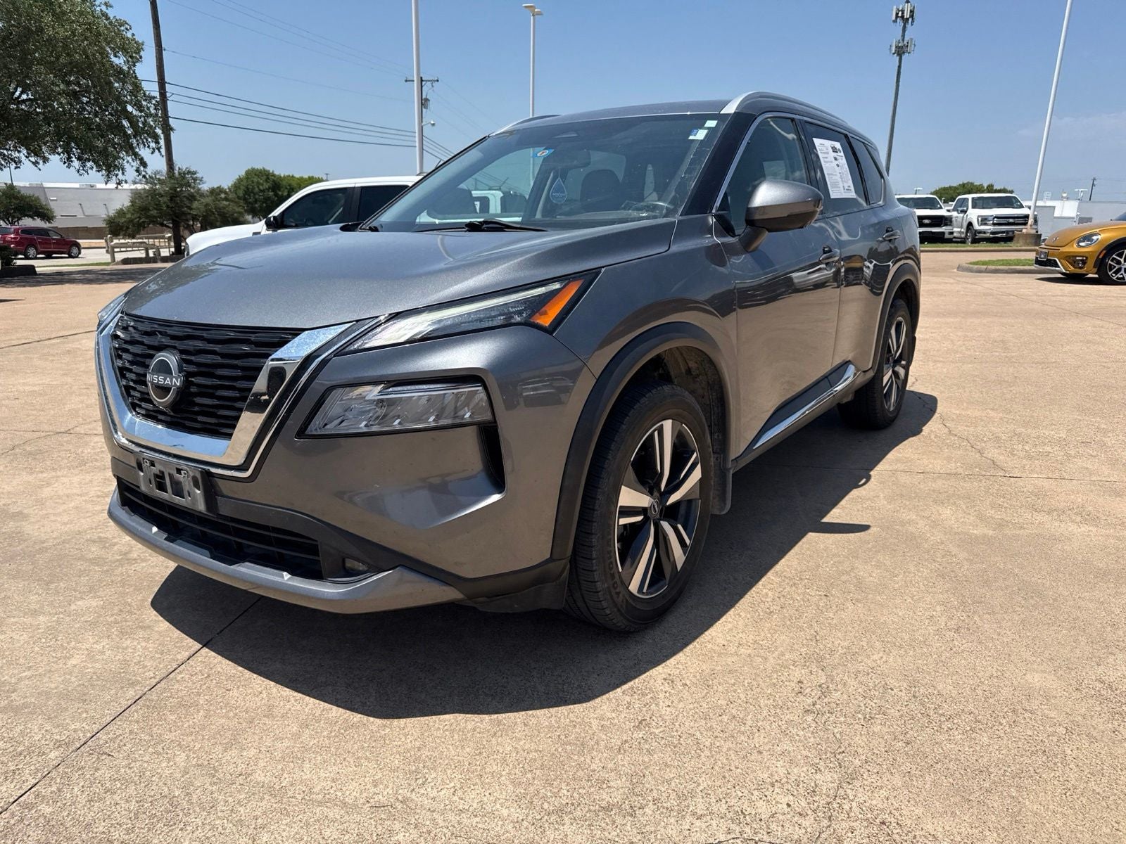 2022 Nissan Rogue SL