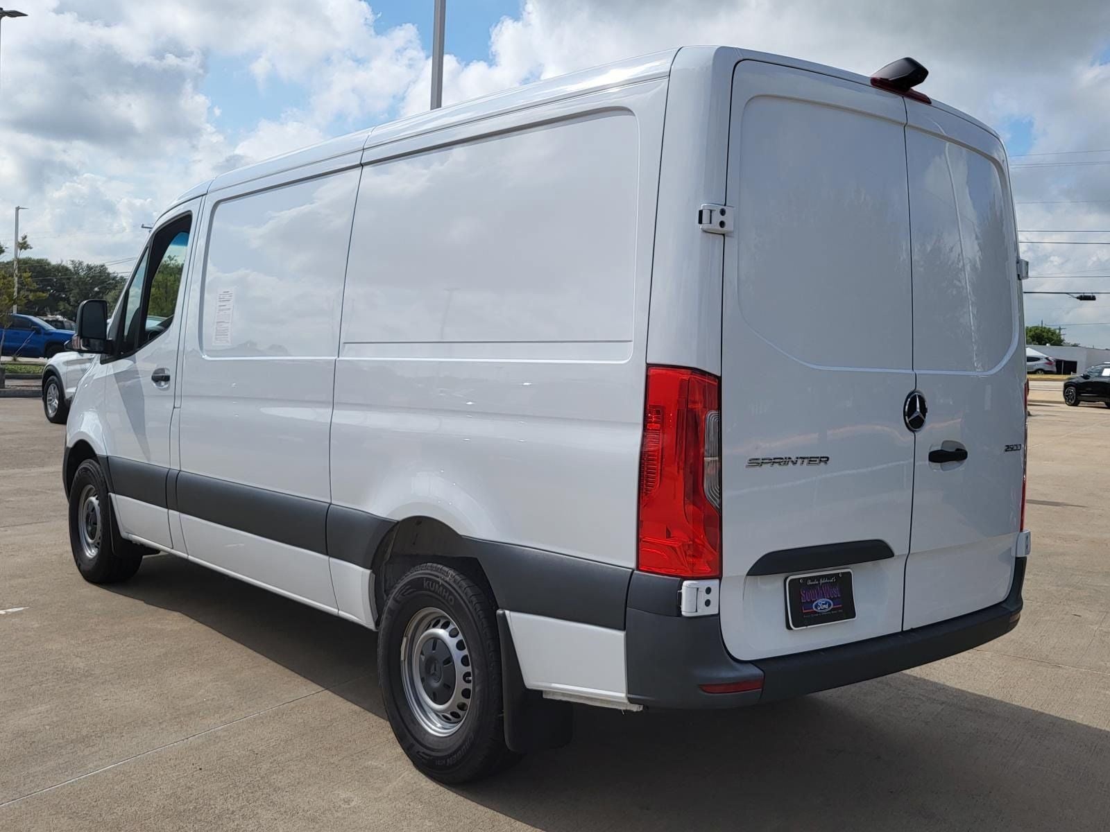 2025 Mercedes-Benz Sprinter 2500 Cargo 144 WB
