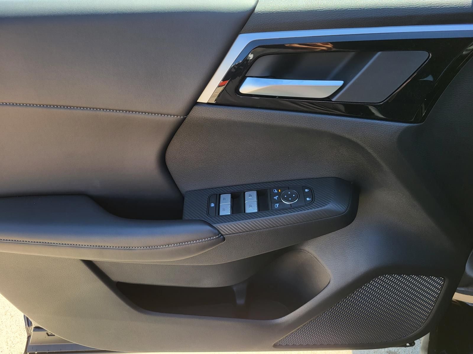 2026 Nissan Rogue Plug-In Hybrid SL