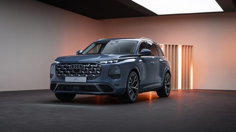 Audi SQ7 performance SUV, front three-quarter view